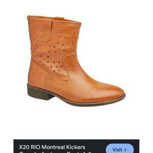 NWOB Kickers Women's Roundy Orange Laser Cut Leather Ankle Boots Sz 38/US 7‎